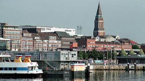 Kiel: Blick vom Willy-Brandt-Ufer zur Innenstadt